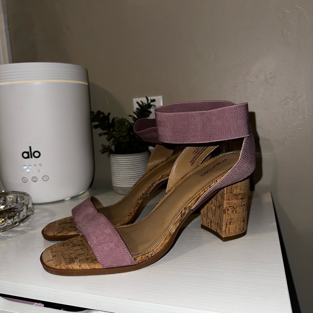 MAURICES STRAPPY HEELS